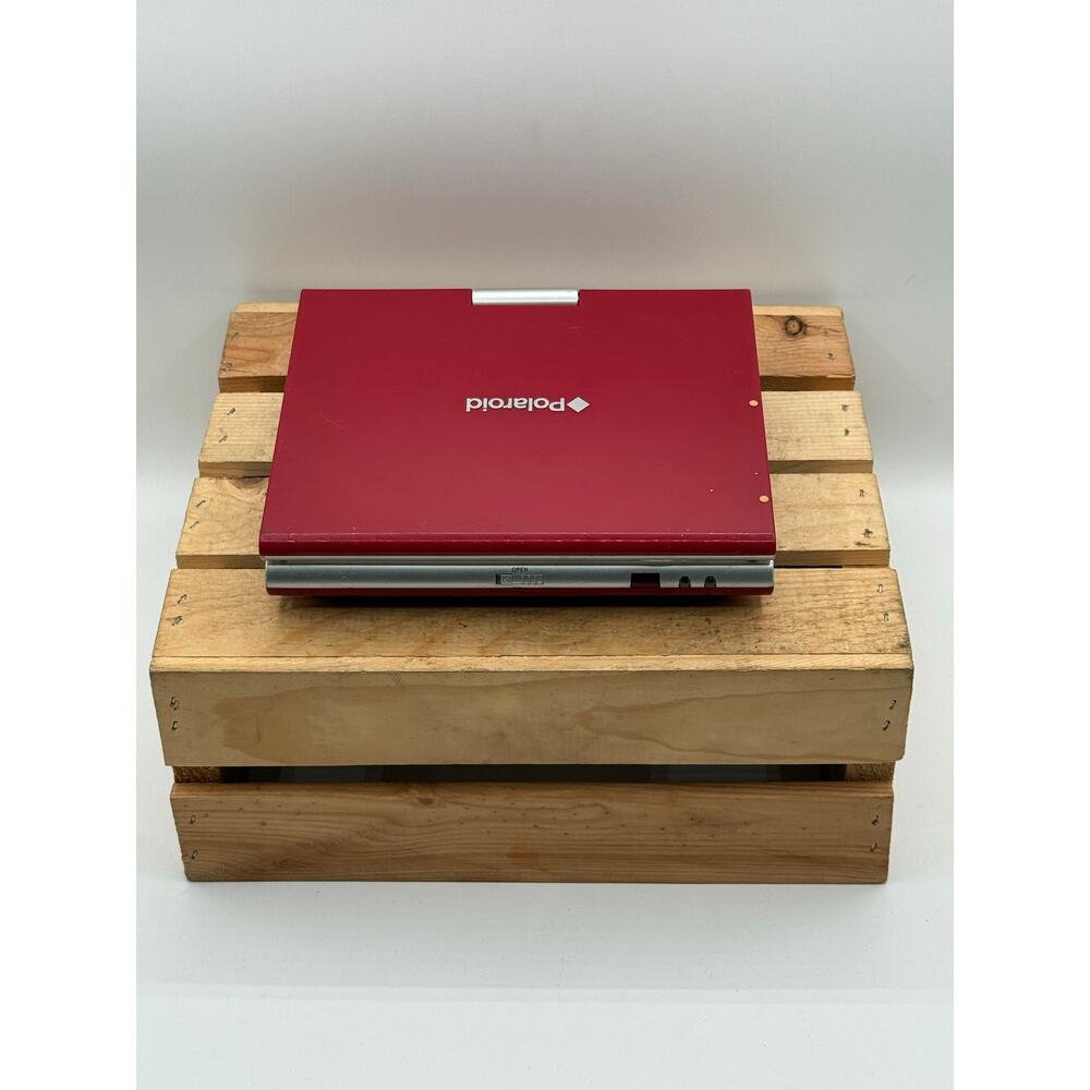 Vintage Polaroid Red Portable DVD Player 7-Inch TFT-LCD Screen -Model DPA-07032S